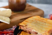 Crispy Hot Ham and Melted Cheese Sandwich Recipe