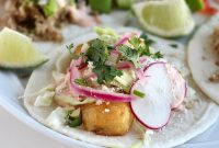 Sriracha Lime Aioli Recipe: Zesty Spicy Garlic Sauce for Sandwiches and Dips