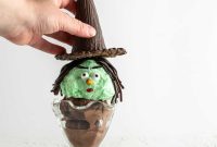 Witch-Themed Halloween Ice Cream Sundaes Recipe Guide