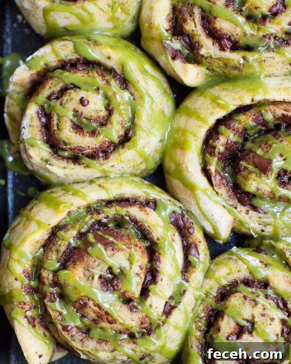 Chocolate Matcha Sticky Buns | @sweetpotatosoul