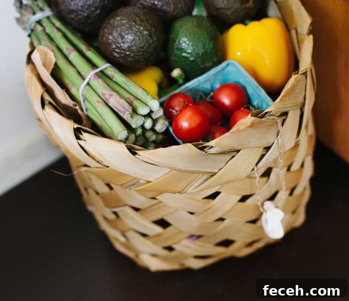 3 Simple Habits to Keep Your Kitchen Spotless Every Day 5 No dishwasher? This still applies to you if you air dry your dishes overnight in the sink or on the counter!