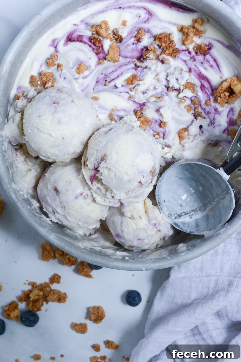 Whipping cream and cream cheese