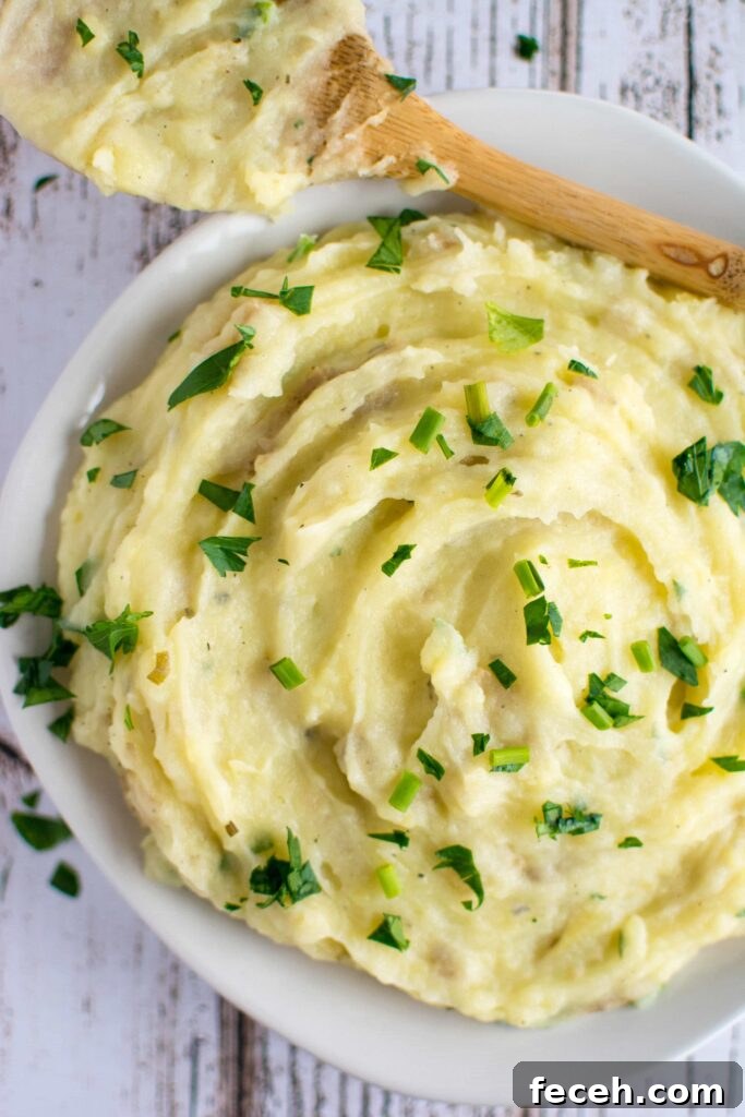 Slow Cooker Skinny Mashed Potatoes