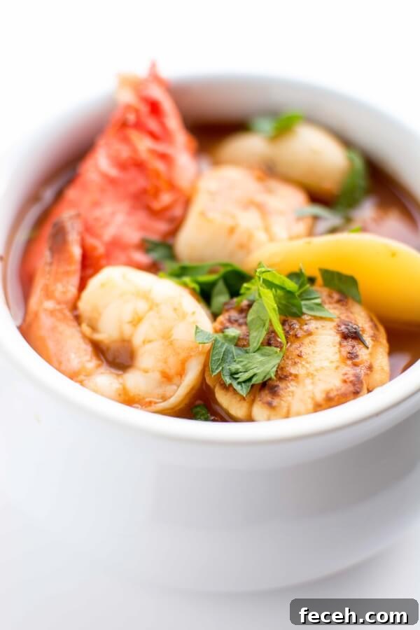 Slow Cooker Spicy Seafood Stew