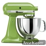 Skinny Kitchen Holiday Gift Guide 2017: Foodie Gifts and Kitchen Finds 4 kitchen-aid-mixer